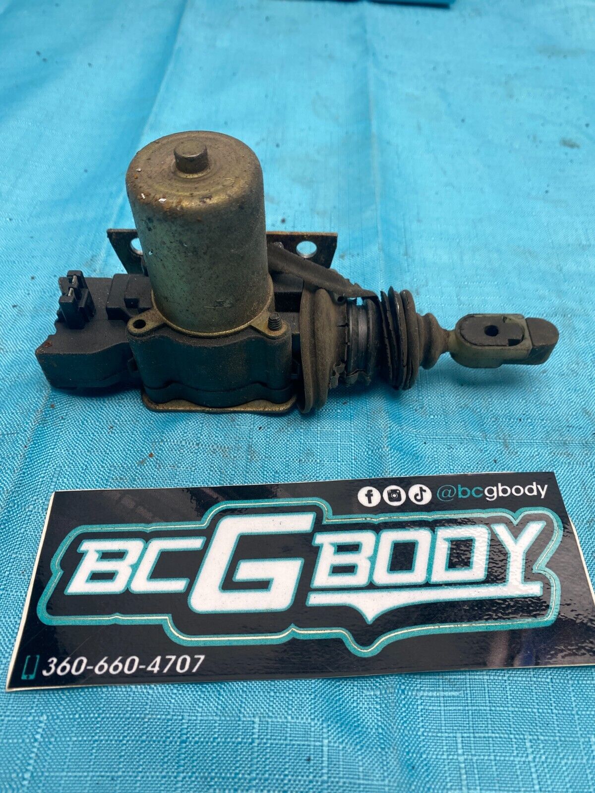 1978 - 1988 Gbody Regal T-Type Door Lock Actuator LH Drivers Side OEM GM