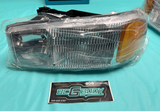 1999 - 2007 GMC Truck Sierra Yukon NEW Head Light Park Light Lamp Assembly Amber