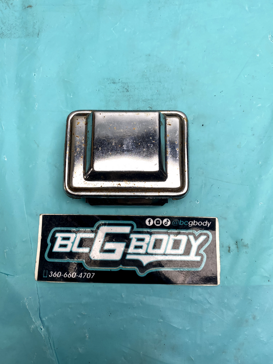 1978-1988 Gbody Regal Cutlass Monte Bench Seat Ashtray Chrome OEM Genuine GM