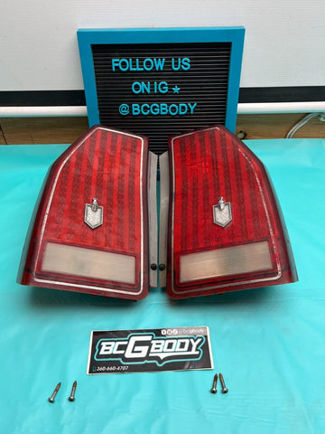 1986-1988 Gbody Chevrolet Monte Carlo LS SS Tail Light Lamp Lens Pair OEM GM