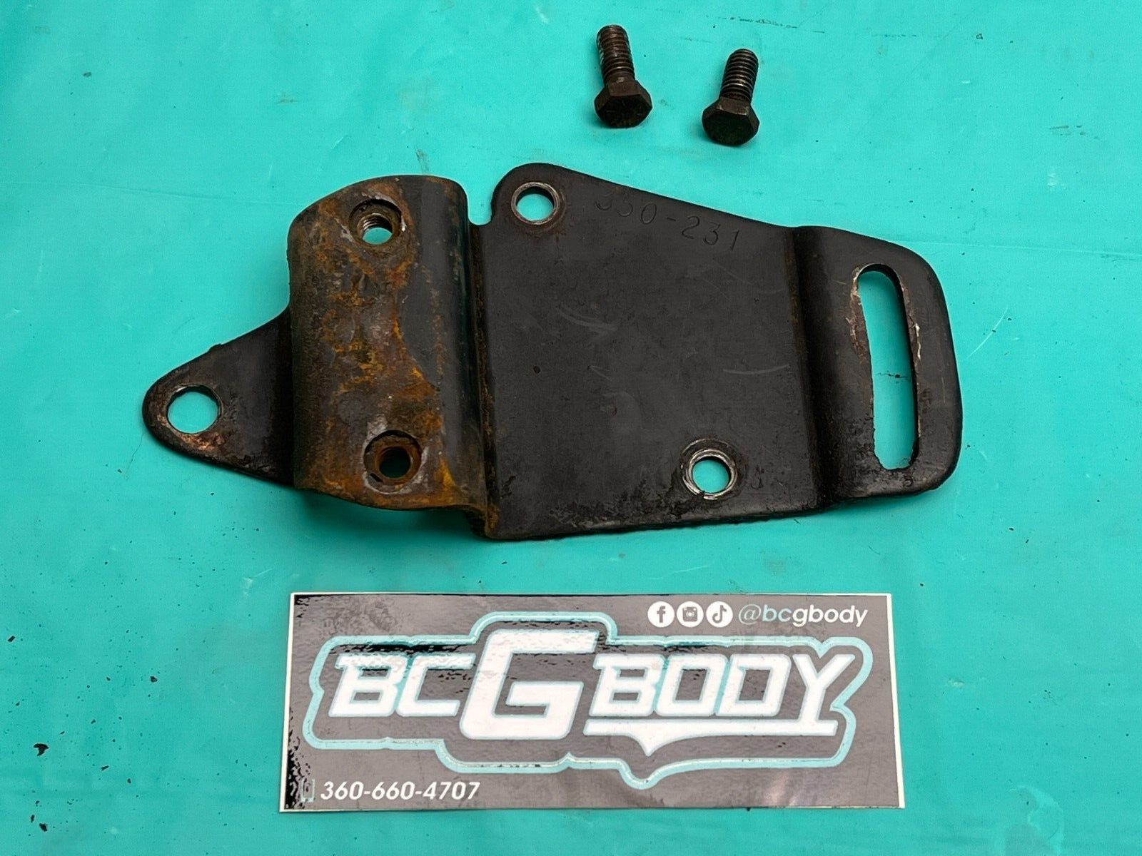 1979 - 1980 Gbody Monte Regal V6 3.8L Turbo Power Steering Bracket To Block OEM