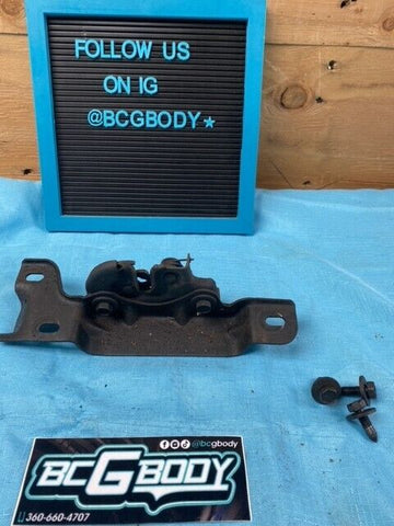 1978 - 1988 Gbody Regal Cutlass Monte Front Hood Latch OEM GM