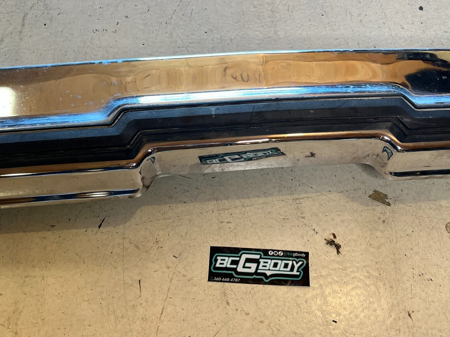 1981 - 1987 Gbody Buick Regal Rear Chrome Bumper W/ Impact Strip OEM Genuine GM