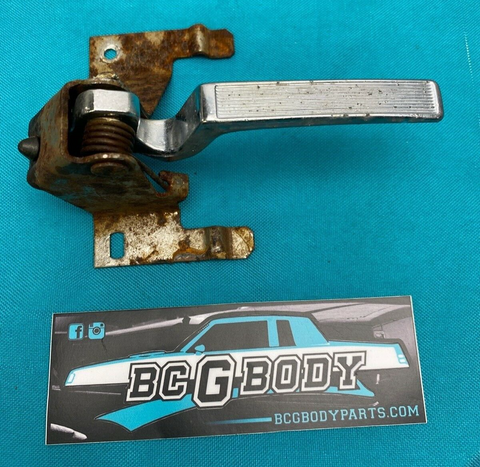 1978-1988 Gbody Cutlass Monte Interior Door Handle Regal Elco RH OEM Genuine GM