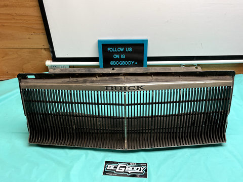 1984 - 1987 Gbody Buick Regal Front Grille Assembly OEM Genuine GM 25518738