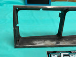 1981 - 1986 Gbody Oldsmobile Cutlass Supreme Headlamp Light Bezel RH OEM GM