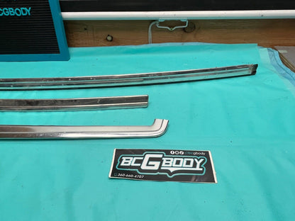 1978-1988 Gbody Monte Regal Cutlass Front Window Molding Trim 3 Piece GM OEM