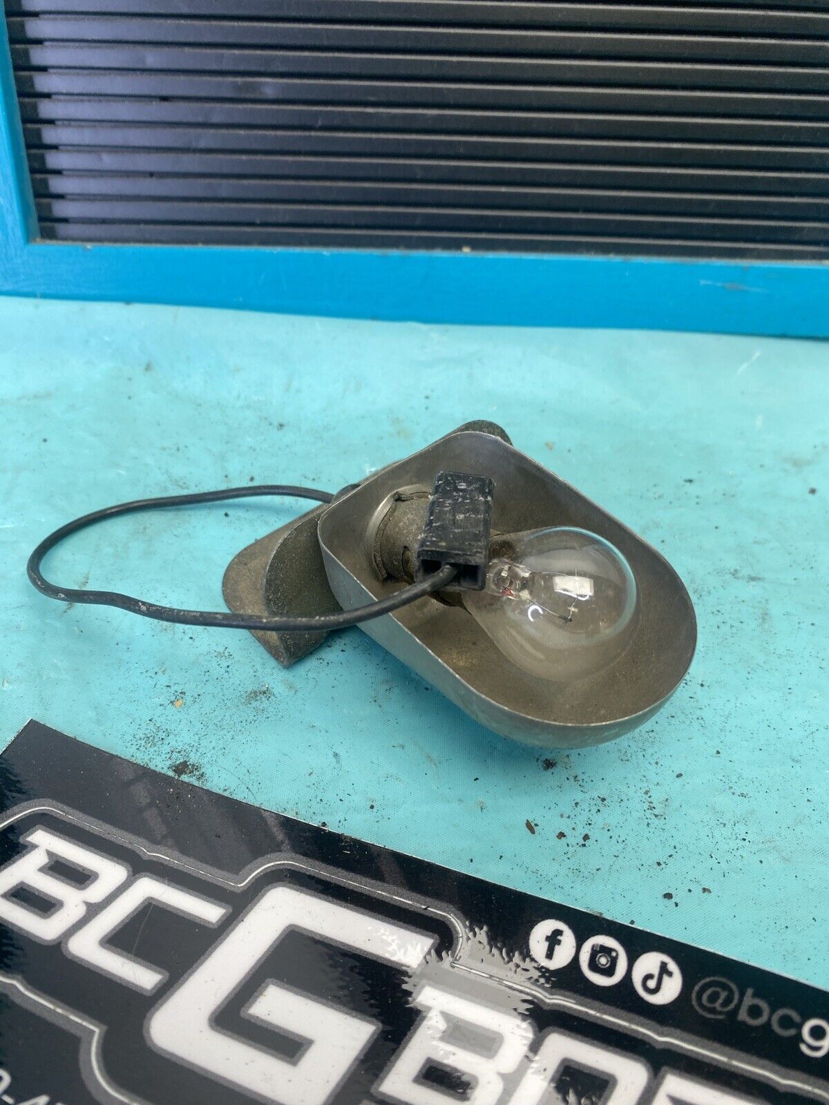 1978 - 1988 Gbody Regal Cutlass Monte Trunk Light Lamp Socket Wiring OEM GM