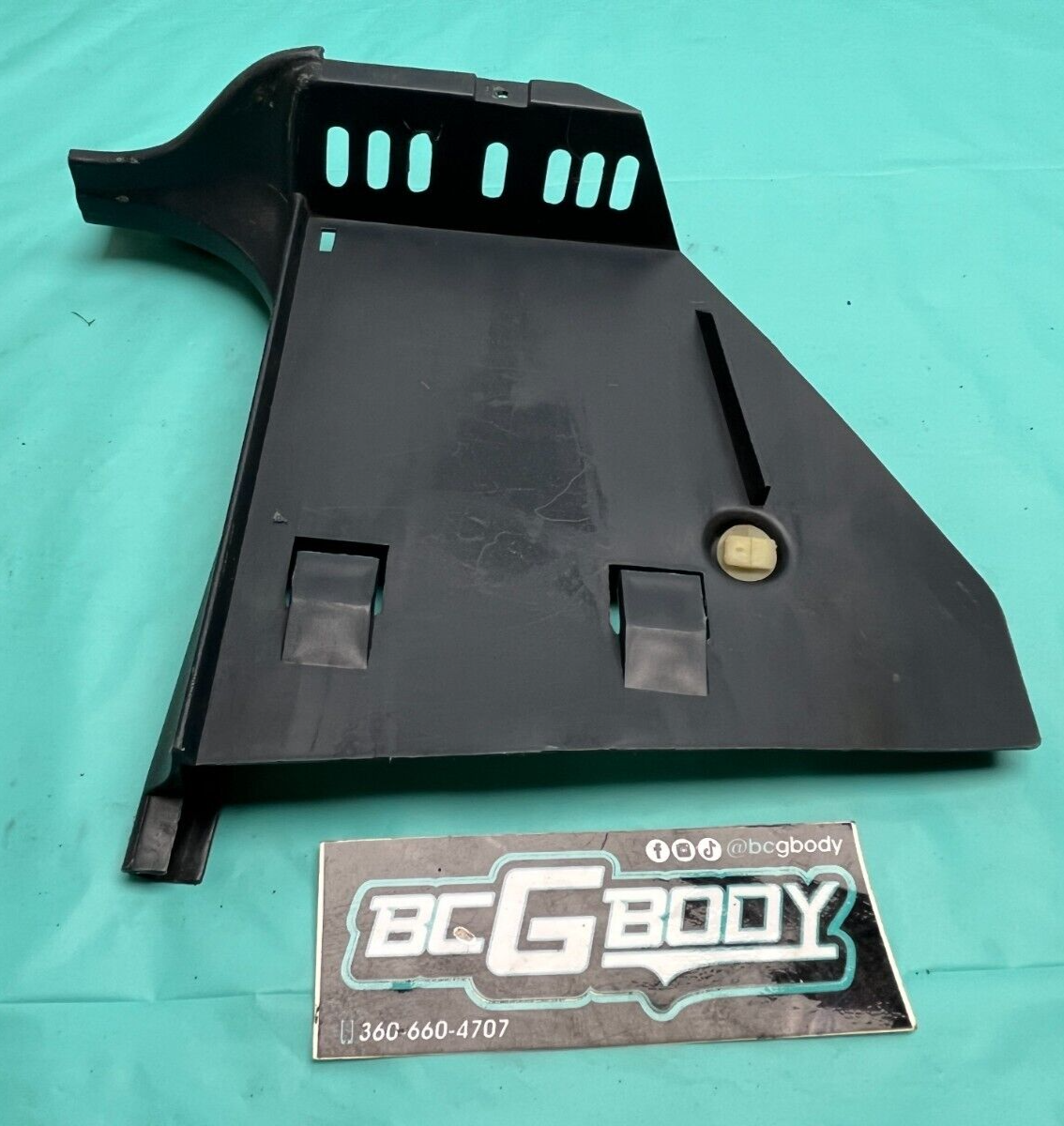 1978-1988 Gbody Regal Monte Cutlass Malibu RH Kick Panel Blue OEM GM 20211748