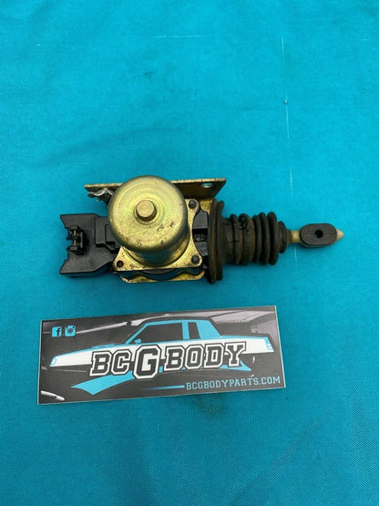 1978-1988 Gbody Monte Power Door Lock Actuator Regal Cutlass El Camino LH OEM GM