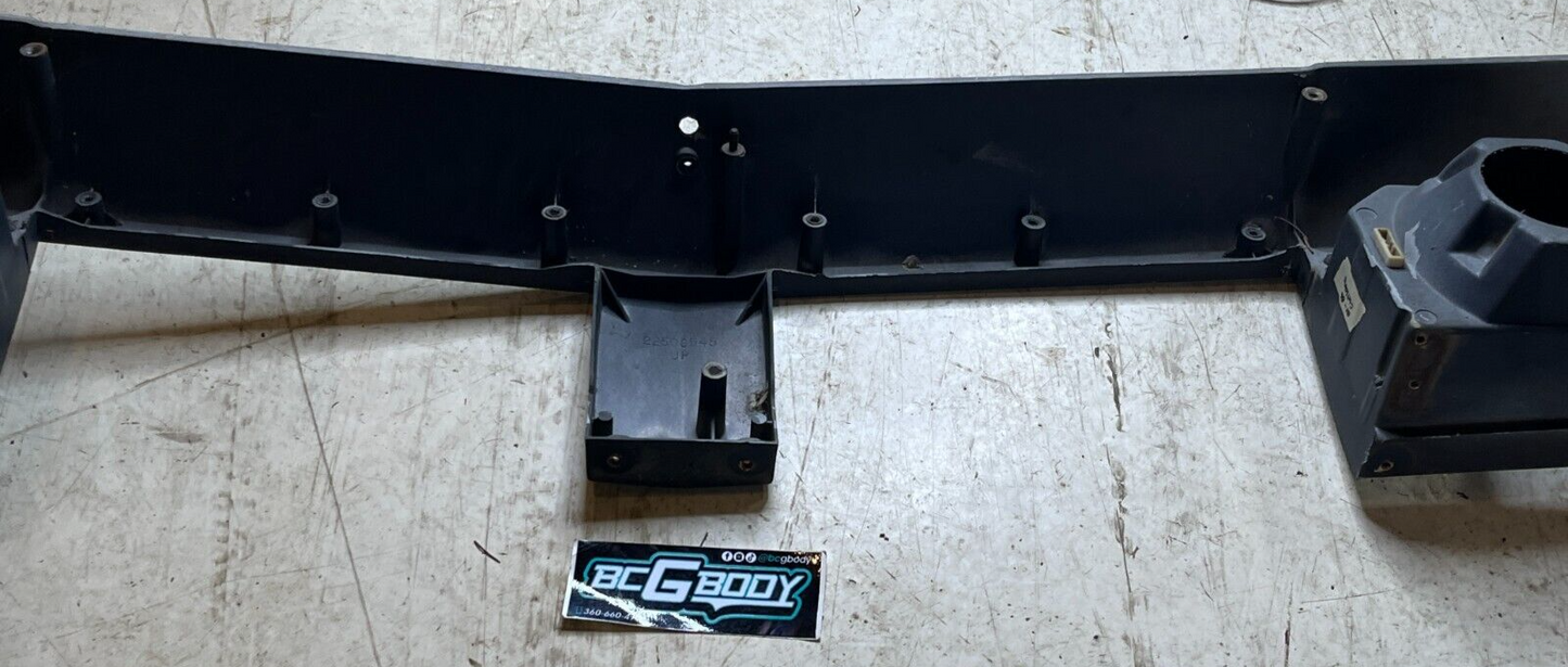 1981-1986 Gbody Oldsmobile Cutlass Supreme 442 Header Panel OEM GM 22506545