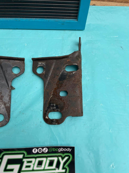 1981 - 1987 Gbody Buick Regal Fender to Rad Support Bracket Pair OEM Genuine GM