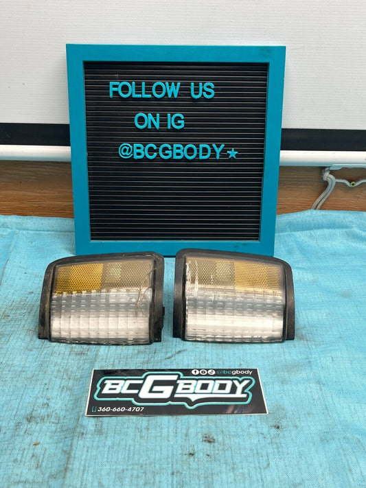 1981 - 1988 Gbody Monte Carlo Luxury Sport Front Side Marker Light Lens OEM GM